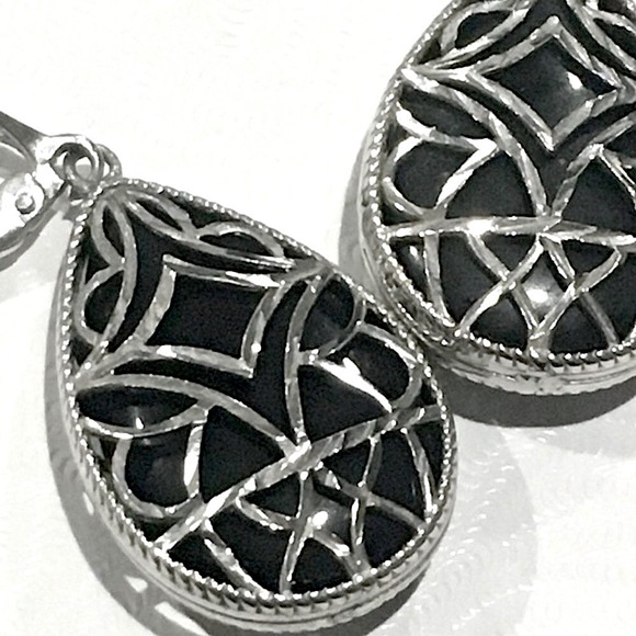 Sterling Silver Wrapped Black Onyx Filigree Jewelry Set - Picture 7 of 17